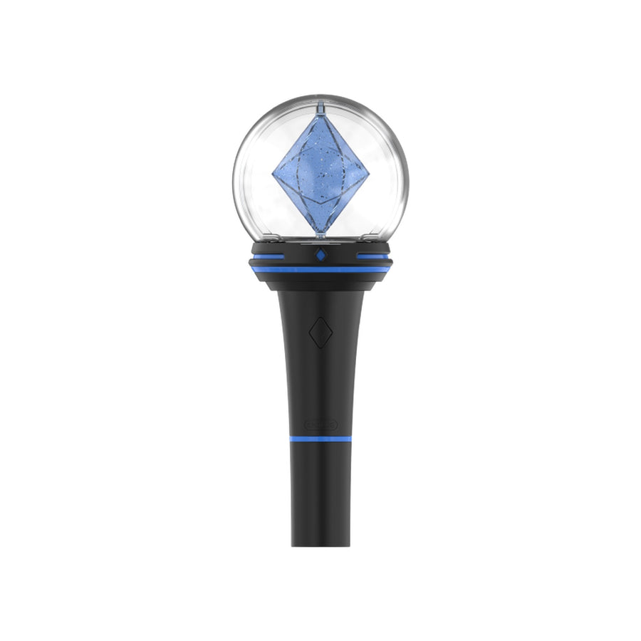 CNBLUE OFFICIAL LIGHT STICK - image 1